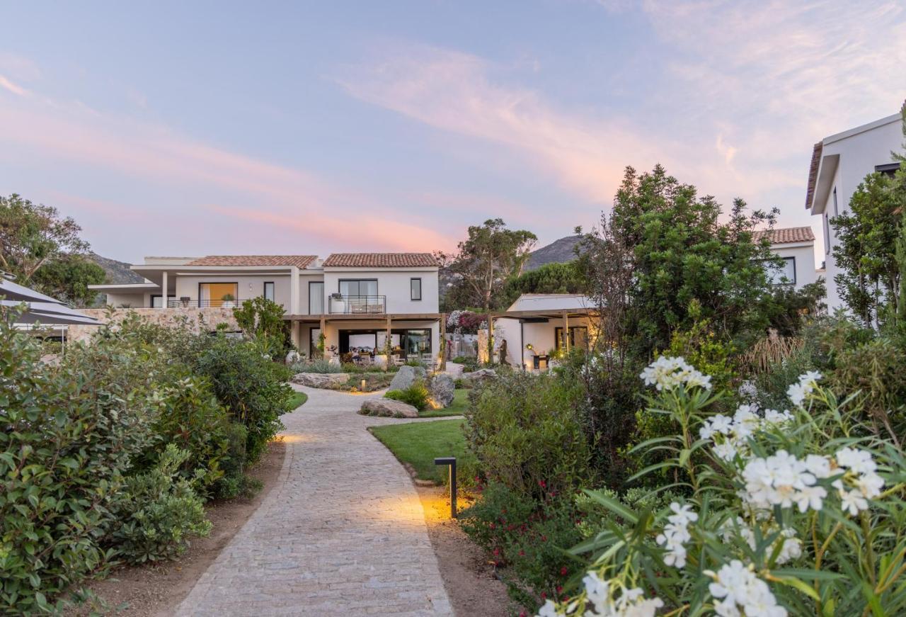 Casa Paradisu เอลเลอรูซ ภายนอก รูปภาพ