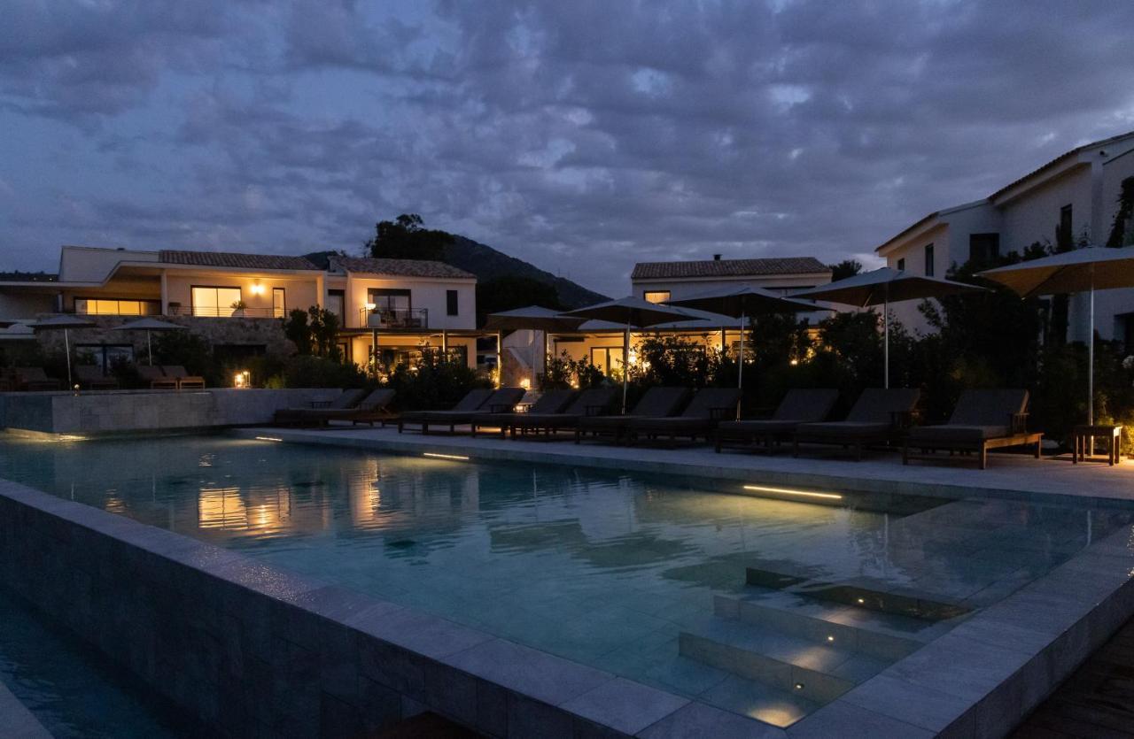 Casa Paradisu เอลเลอรูซ ภายนอก รูปภาพ